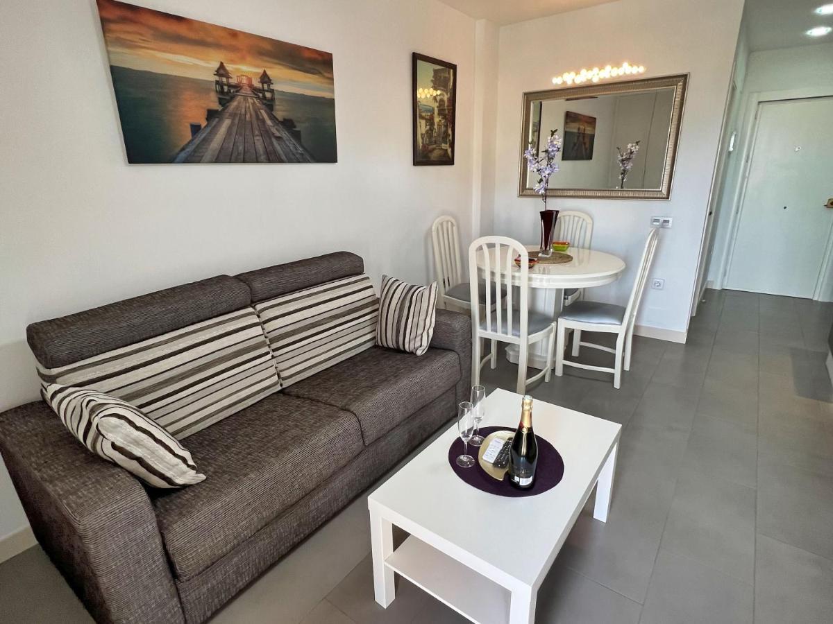 Benalbeach Playa - Estudio En Benalmádena Exteriör bild