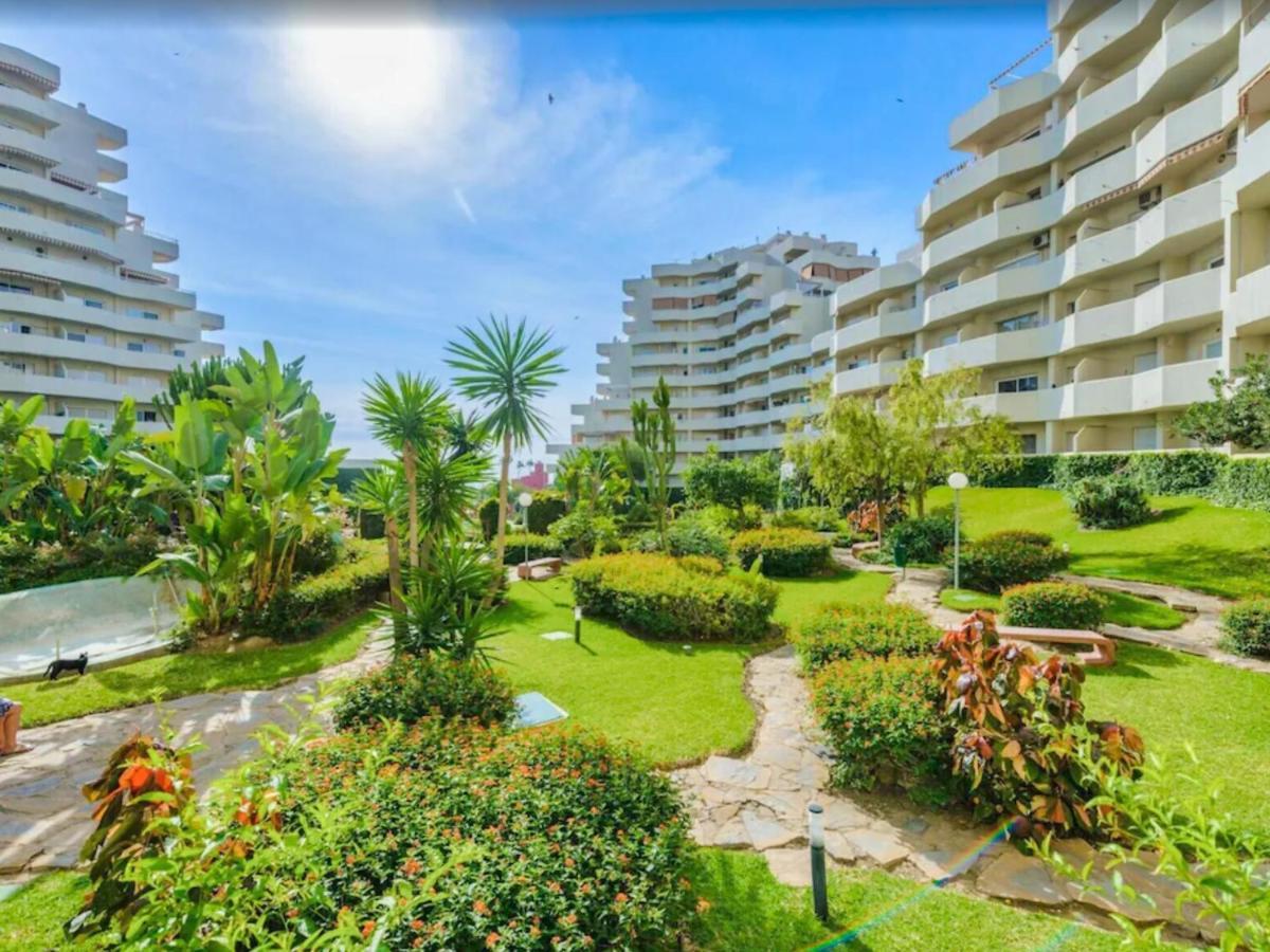 Benalbeach Playa - Estudio En Benalmádena Exteriör bild