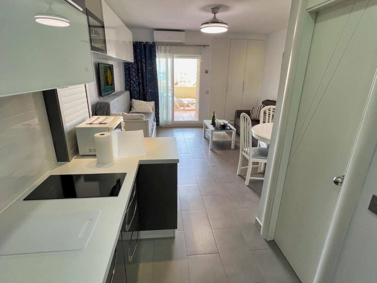 Benalbeach Playa - Estudio En Benalmádena Exteriör bild