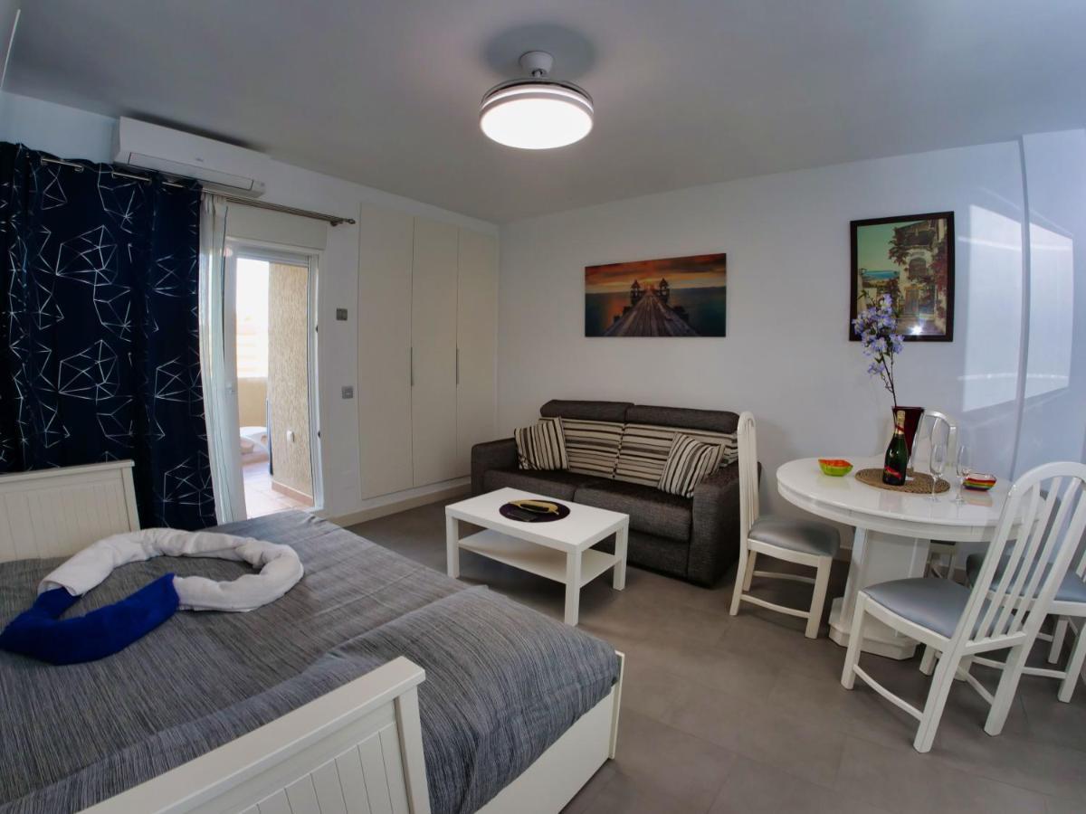 Benalbeach Playa - Estudio En Benalmádena Exteriör bild